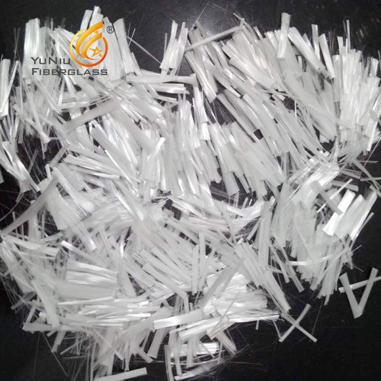 Hilos cortados de fibra de vidrio del fabricante de China para hormigón Excelente rendimiento